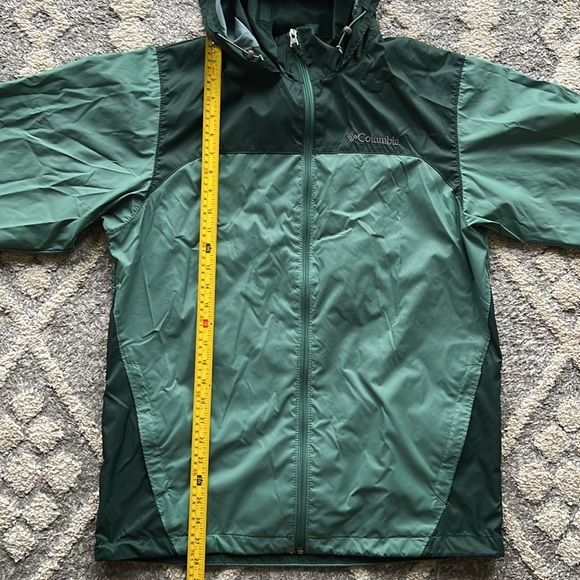 Columbia packable jacket - Picture 3 of 8